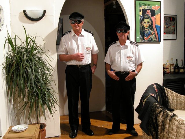 cops2