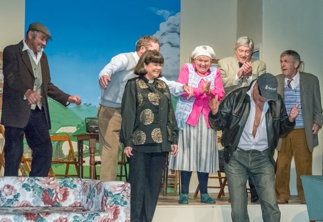 Vicar of Dibley in Love and Marriage (50)