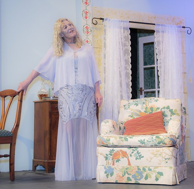 Blithe Spirit (56)